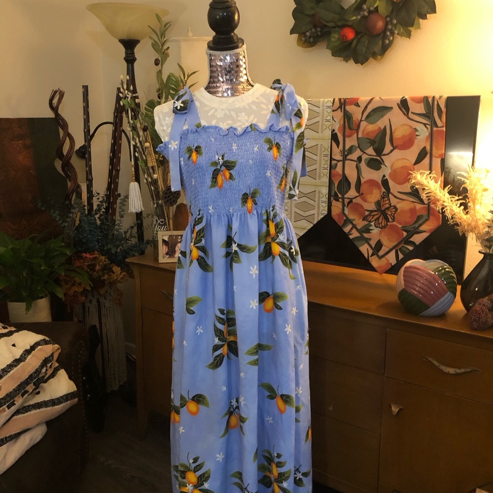 Chic Blue Lemon Print Maxi Dress